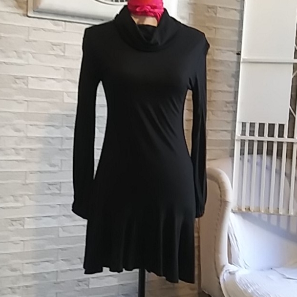 Elsy women's dress - Picture 4 of 11